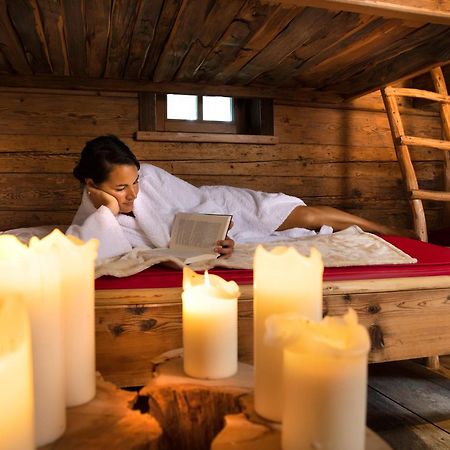 Hotel Herrschaftstaverne Хаус им Енщал Екстериор снимка
